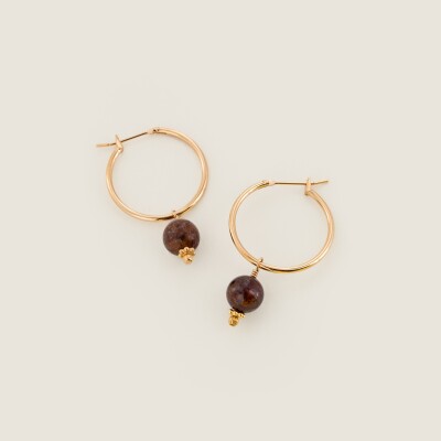 Les boucles d'oreilles Clarence brunes