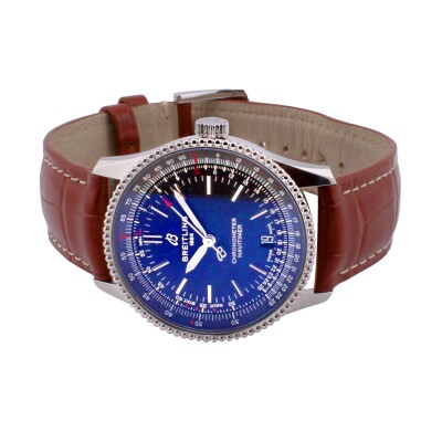 Breitling Navitimer Auto 38