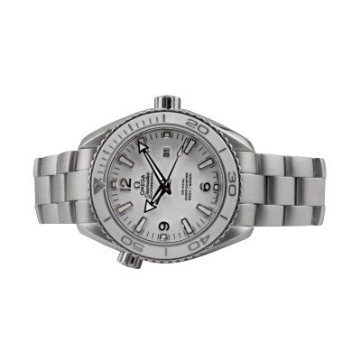 OMEGA Seamaster Planet Ocean