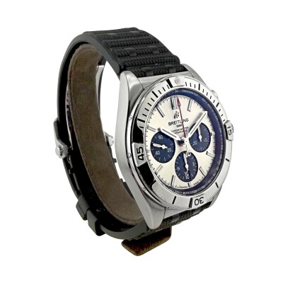Breitling Chronomat B01 42mm