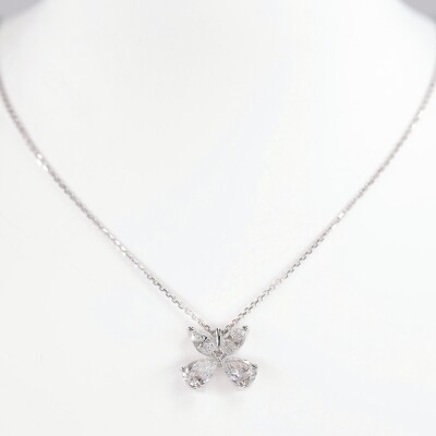 Collier Longinus pendentif