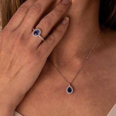 Bague Louis XV or blanc, saphir & diamants 