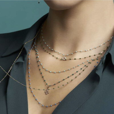 Pendentif Gigi Clozeau Trèfle en or rose et diamants