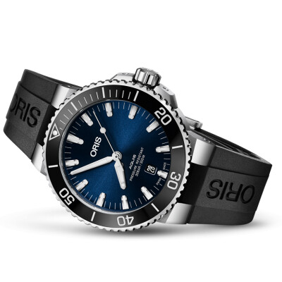 Montre Oris Aquis Date