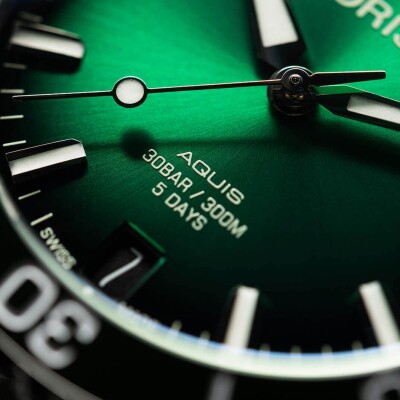 Montre Oris Aquis Date Calibre 400 01 400 7769 4157-07 8 22 09PEB