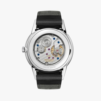 Montre Nomos Orion 38