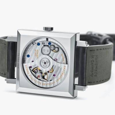 Montre Nomos Tetra Neomatik 39 Bleu Nuit