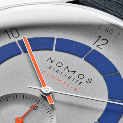 Montre Nomos Autobahn neomatik 41mm date sports gray