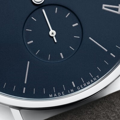 Montre Nomos Tangente 38 Bleu Nuit