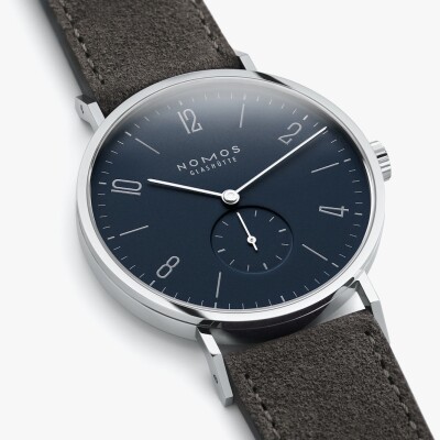 Montre Nomos Tangente 38 Bleu Nuit