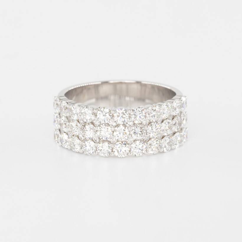 Bague en or blanc et diamants