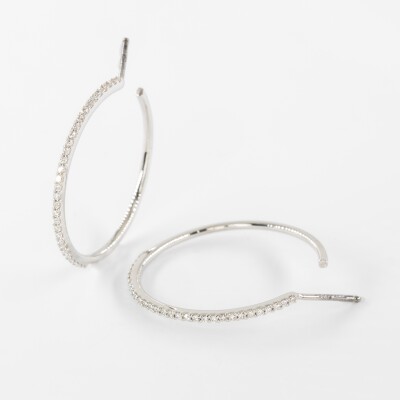 Créoles en or blanc serties de diamants fermoir alpa