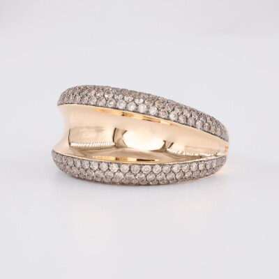 Bague en or rose et diamants bruns