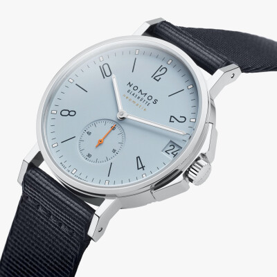 Montre Nomos Ahoi Neomatik 38 Date Ciel