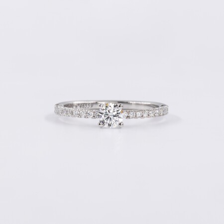 Bague solitaire or blanc diamant brillant 0.31CT certifié et diamants sur 1/2 corps de bague