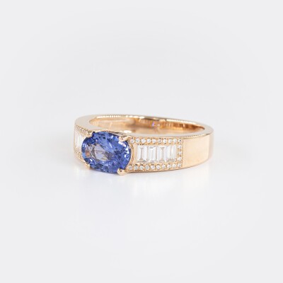 Bague 1930 or rose, saphir & diamants