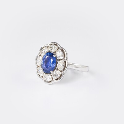 Bague Pompadour or blanc, saphir & diamants