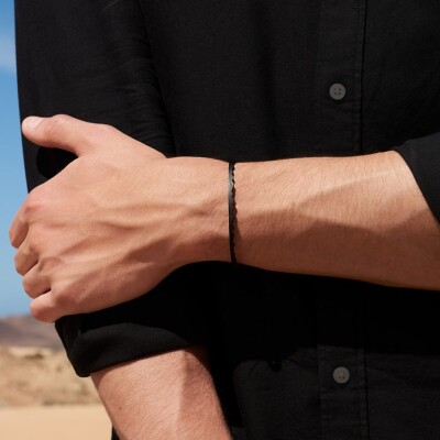 Bracelet Akillis jonc ouvert Capture Light en titane DLC noir et diamant