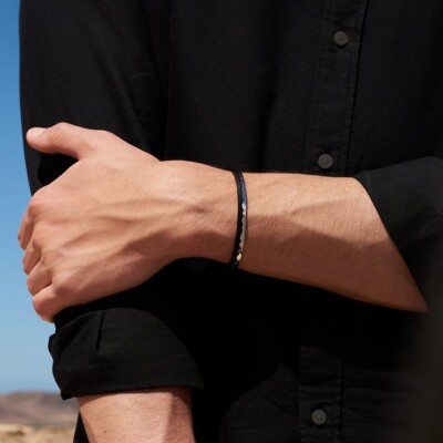 Bracelet Akillis jonc ouvert Capture Light en titane DLC noir et diamant