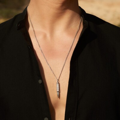 Pendentif Akillis sur chaîne Fatal Attraction en or blanc pavé de diamants