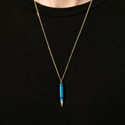 Pendentif Akillis chaîne cross Fatal Attraction en or jaune et aluminium bleu