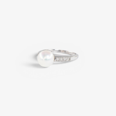 Bague or blanc, diamants & perle