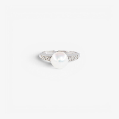 Bague or blanc, diamants & perle