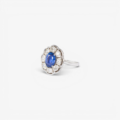 Bague Pompadour or blanc, saphir & diamants