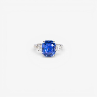 Bague Holly or blanc, saphir radiant & diamants