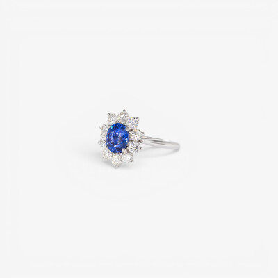 Bague Pompadour or blanc, saphir & diamants