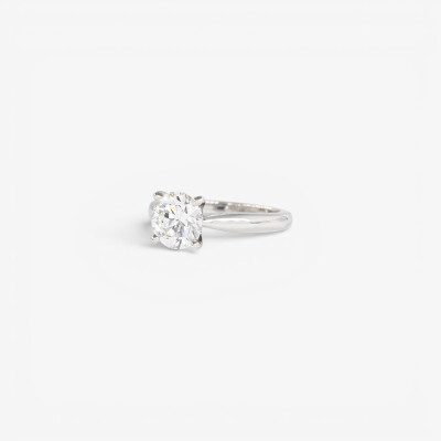 Solitaire Vénus platine & diamant