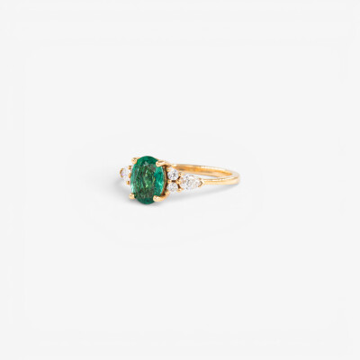 Bague Olympe or jaune, émeraude & diamants