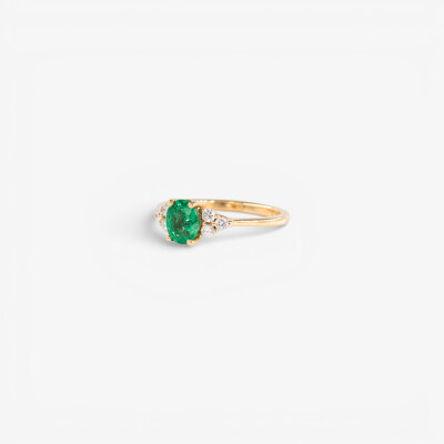 Bague Olympe or jaune, émeraude & diamants