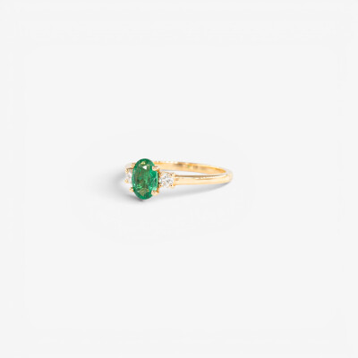 Bague Mademoiselle or jaune, émeraude & diamants