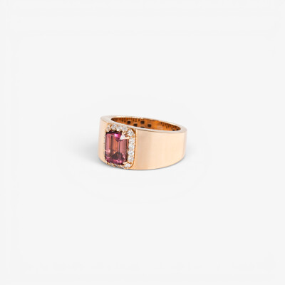Chevalière L'Héritière or rose, tourmaline rose & diamants