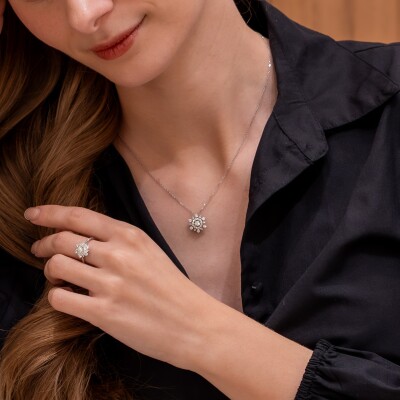 Collier Flocon or blanc & diamants