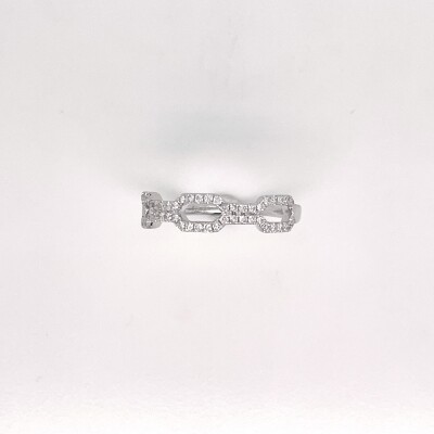 Bague en or blanc 750/1000 et diamants