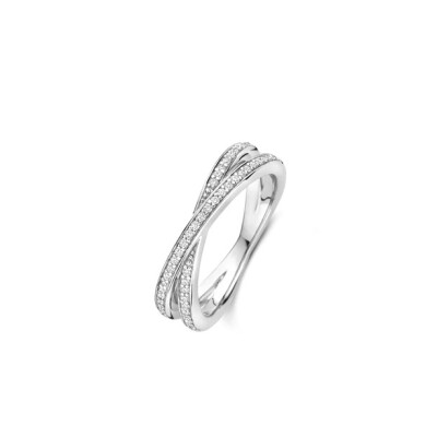 Bague en argent et oxydes de zirconium