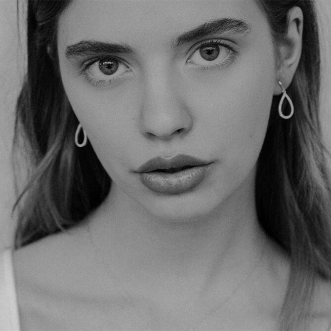 Naiomy Silver