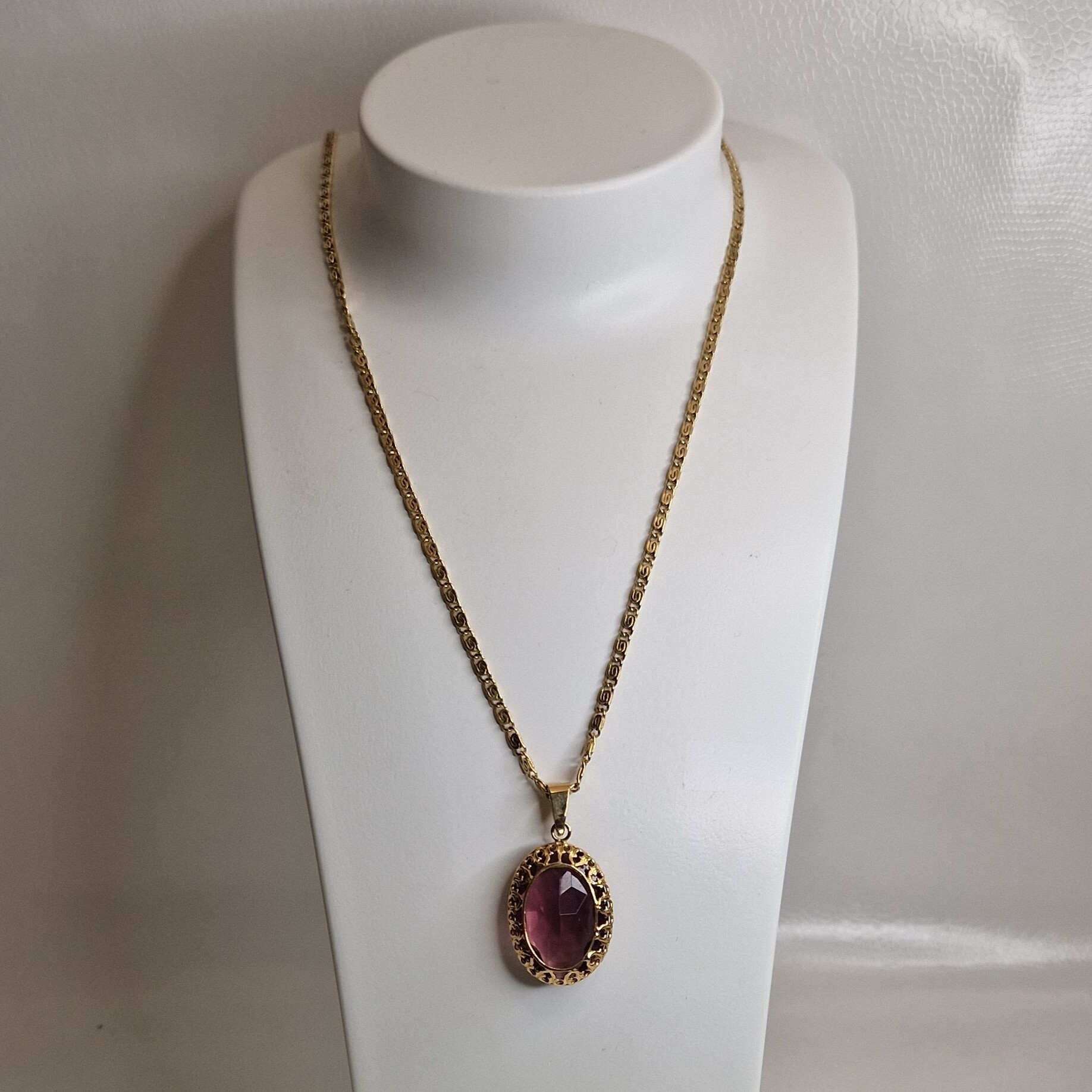 Collier or 18 carats améthyste