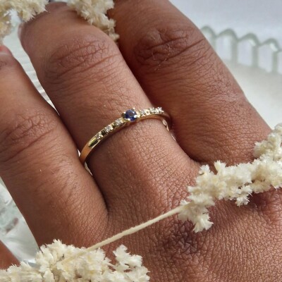 Bague Mauboussin Capsule d'émotions en or jaune, saphir bleu et diamants