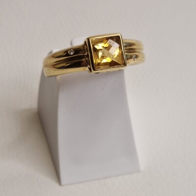 Bague en or jaune Citrine et diamants 18 carats