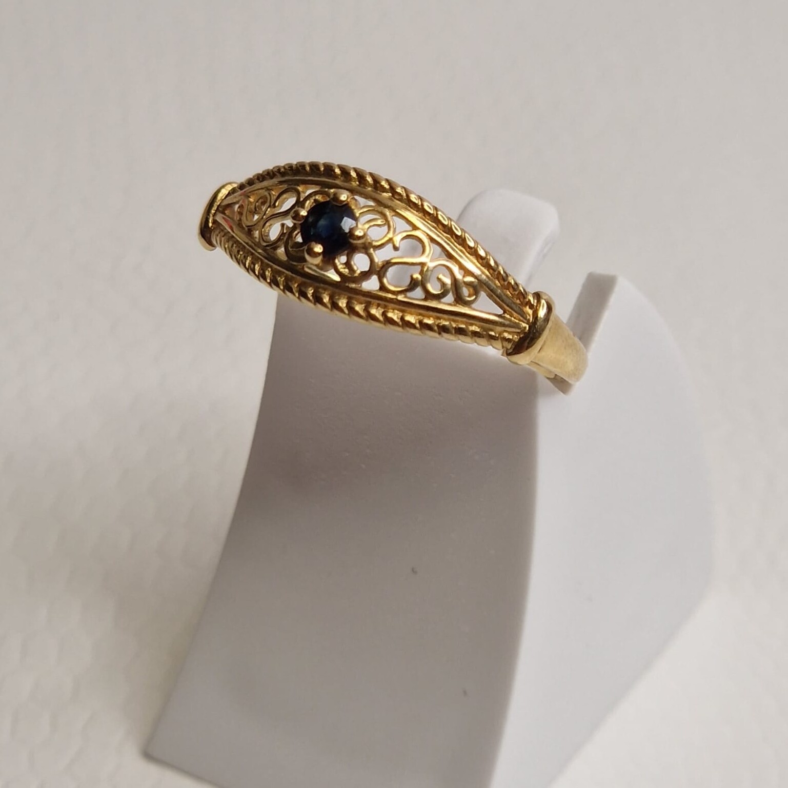 Bague vintage or saphir vue 2