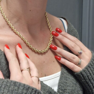 COLLIER OR