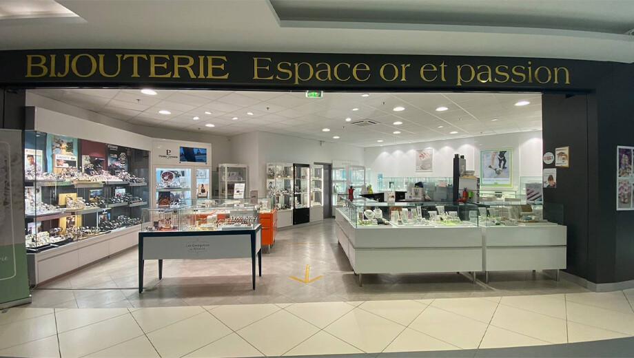So Or Espace or et passion by Oreva Courmont - ANGOULEME