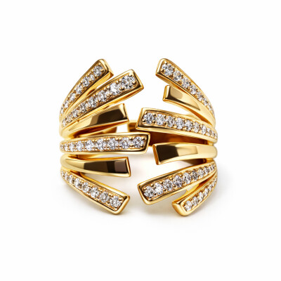 Bague serti de multi diamants