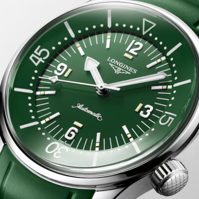 LONGINES LEGEND DIVER fond vert