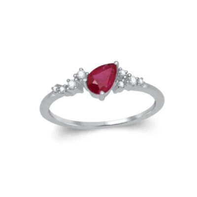 Bague rubis et diamants en or 18 carats