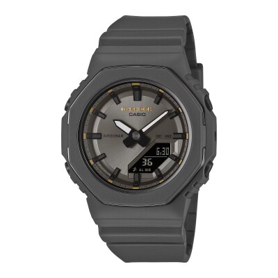 Montre G-Shock Women's day édition GMA-P2126W-8AER