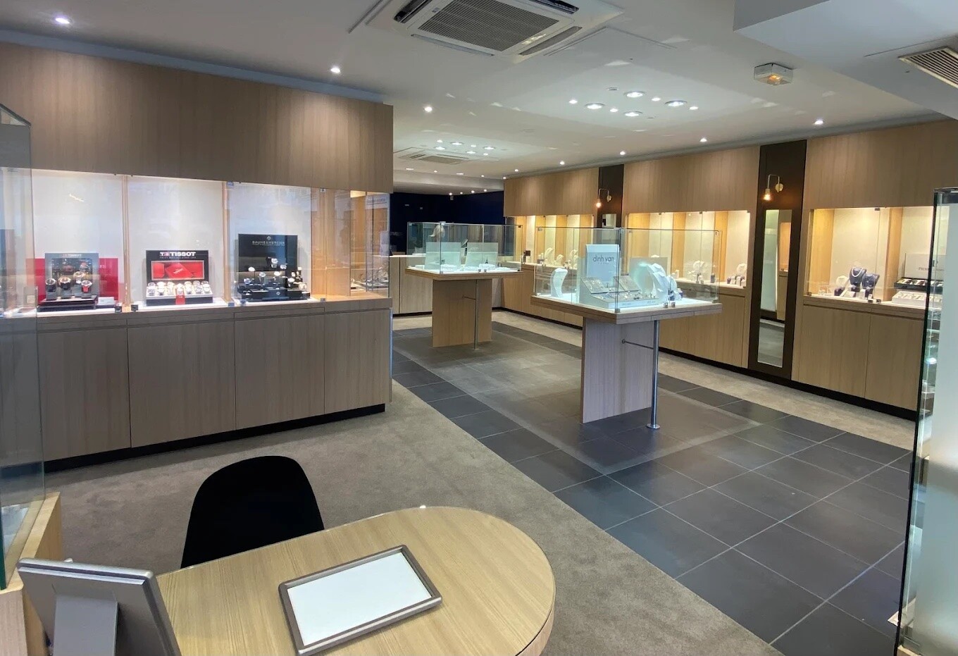 Store